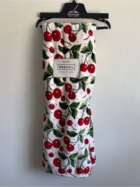 BB&HCo. Velvetloft Cherry Print Throw